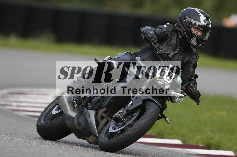/53 16.09.2025 Track Day Domi Aegerter ADR/Gruppe gruen/68